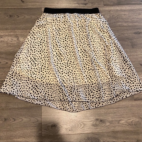 LuLaRoe Dresses & Skirts - Lularoe animal print skirt